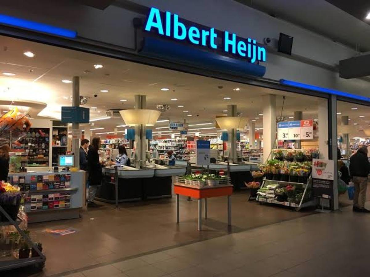 &Ccedil;alışanlarından &ldquo;İ&ccedil; &ccedil;amaşırlı fotoğraf&rdquo; isteyen s&uuml;permarkete tepki yağdı!