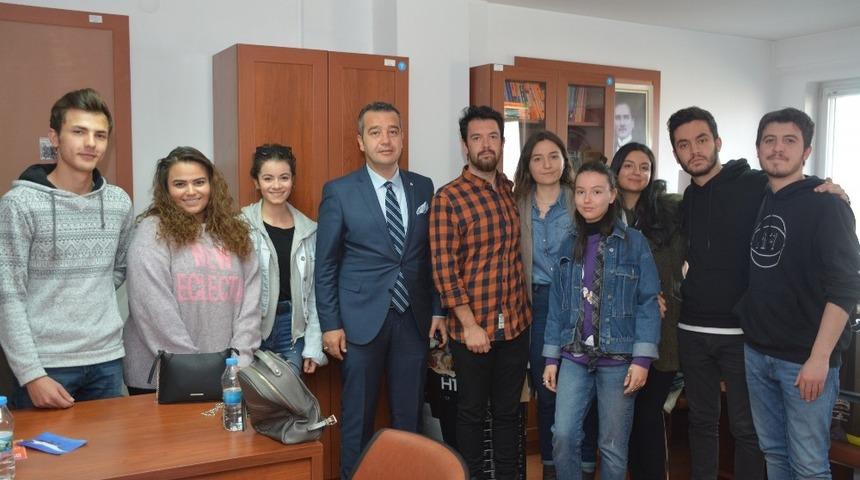 Dijitalleşme s&uuml;recinde bir hamle de &ouml;ğrenci kul&uuml;plerinden