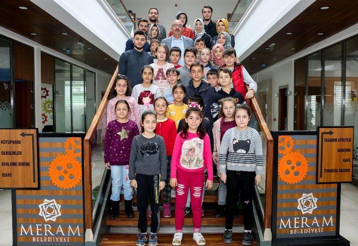 Başkan Kavuş: “Kursiyer Gençleri ve Eğitimlerini ziyaret etti G5