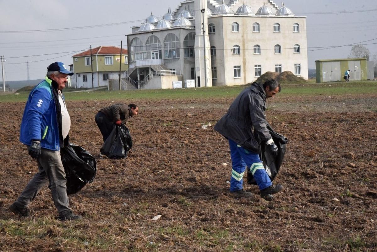 &Ccedil;orlu&rsquo;da temiz &ccedil;evre &ccedil;alışmaları s&uuml;r&uuml;yor