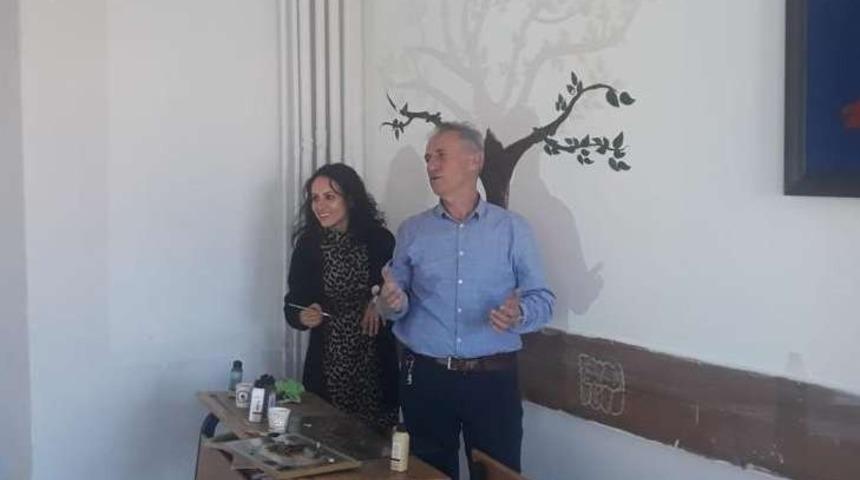 Konyalı &ouml;ğretmen babasından &ouml;rnek davranış