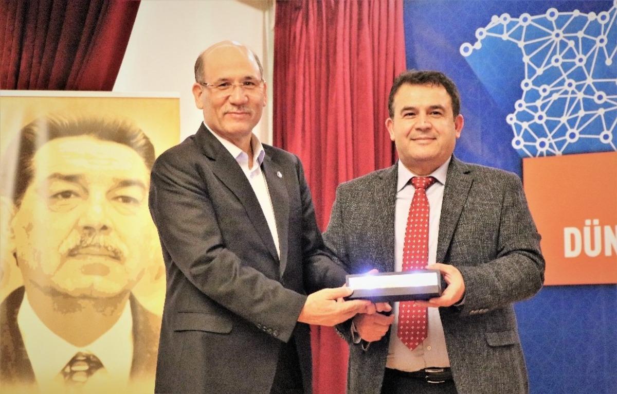 &Ccedil;ift&ccedil;i: "Geleceği doğru anlamalı ve ayak uydurmalıyız"