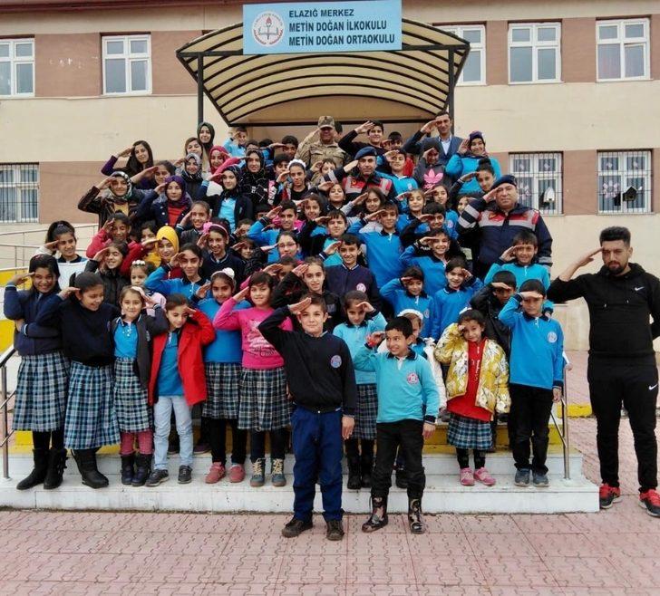 Jandarmadan öğrencilere trafik eğitimi G1