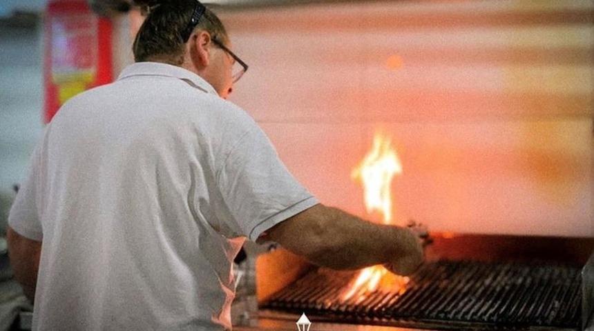 Yıllardır aranan İtalyan mafya &uuml;yesi restoranda pizza ustası &ccedil;ıktı