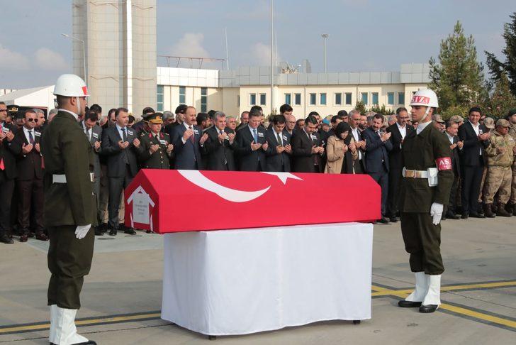 Havanlı saldırı şehidi 2 uzman çavuş, törenle uğurlandı G3
