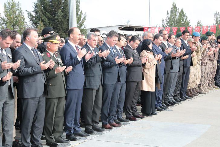 Havanlı saldırı şehidi 2 uzman çavuş, törenle uğurlandı G4
