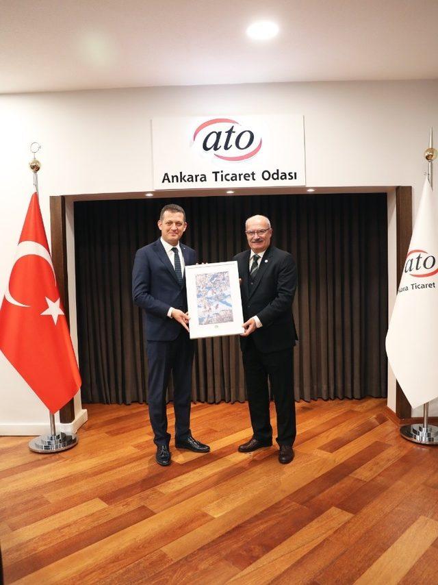 Ürkmezer ATO Başkanını ziyaret etti