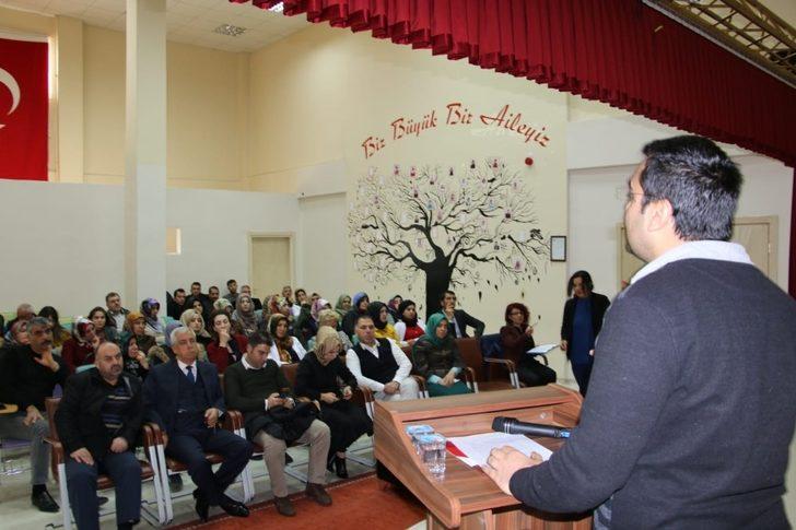 Elazığ’da ‘Özel Bireylere Yaklaşım’ semineri G1