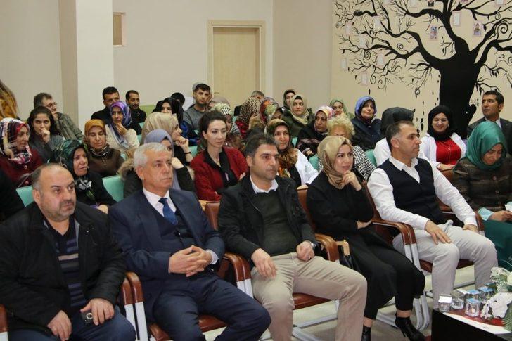 Elazığ’da ‘Özel Bireylere Yaklaşım’ semineri G4