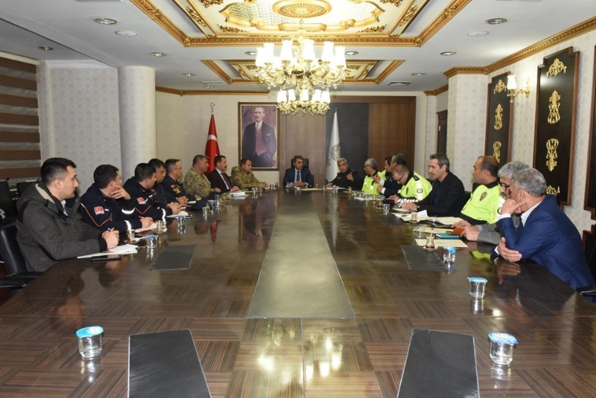 Şanlıurfa&rsquo;da kış tedbirleri masaya yatırıldı