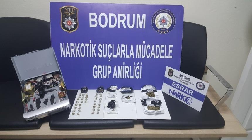 DVD i&ccedil;inden uyuşturucu &ccedil;ıktı