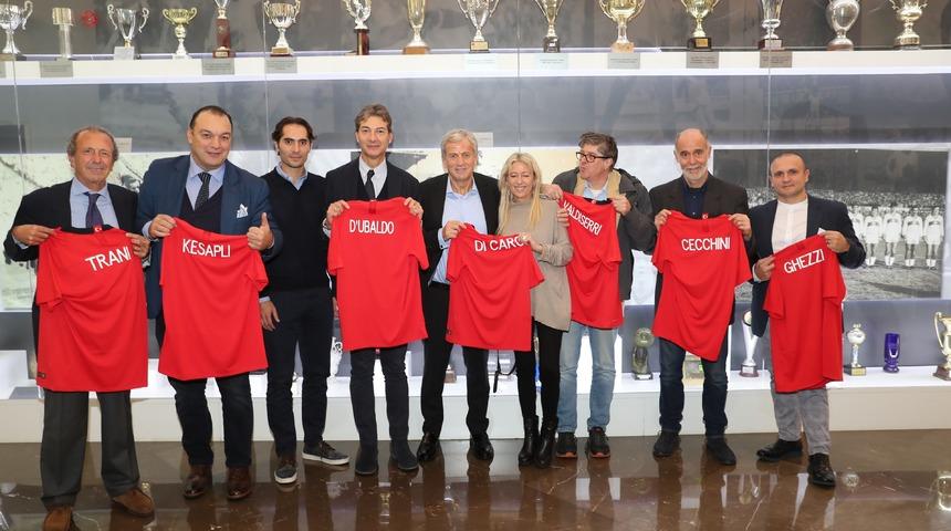 Servet Yardımcı'ndan İtalyan basın mensuplarına Şampiyonlar Ligi Finali bilgilendirmesi