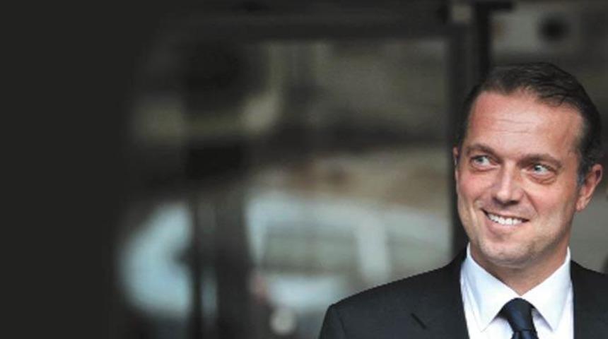 Cem Uzan'ın avukatı açıkladı: Türkiye'ye dönüyor!