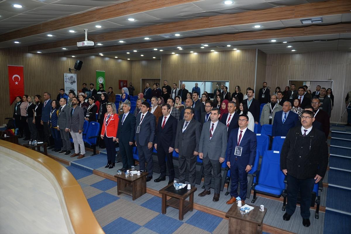 Iğdır'da "I. Uluslararası Geleneksel T&uuml;rk Sanatları" &ccedil;alıştayı başladı