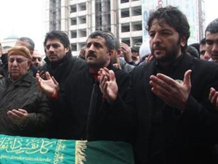 Cenazede bile şov peşinde G1