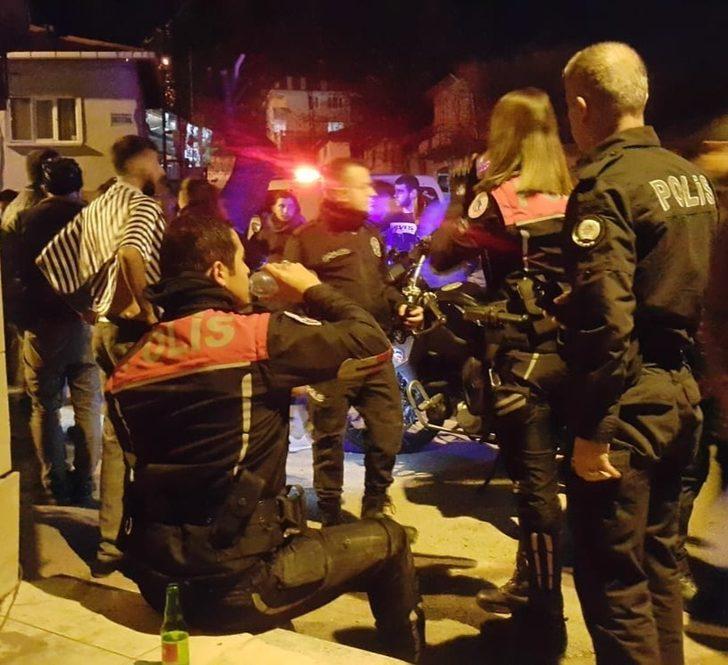 Şüpheli aracı kovalayan polis motosikleti kaza yaptı: 2 polis yaralı G4