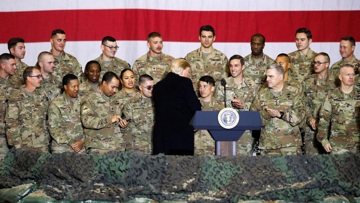Trump'tan Afganistan'daki ABD askerlerine sürpriz "Şükran Günü" ziyareti