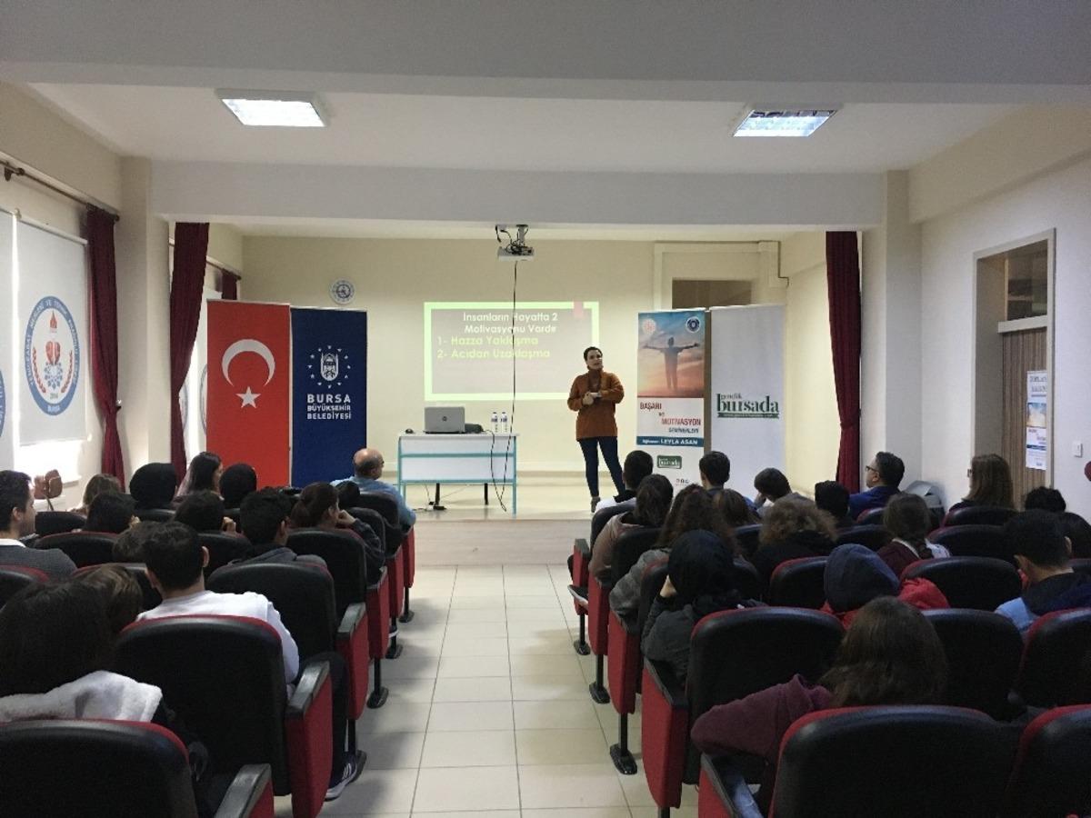 Liselilere motivasyon semineri