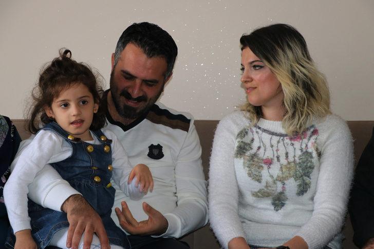 Dili boğazına kaçan sürücüyü polisler kurtardı! G3