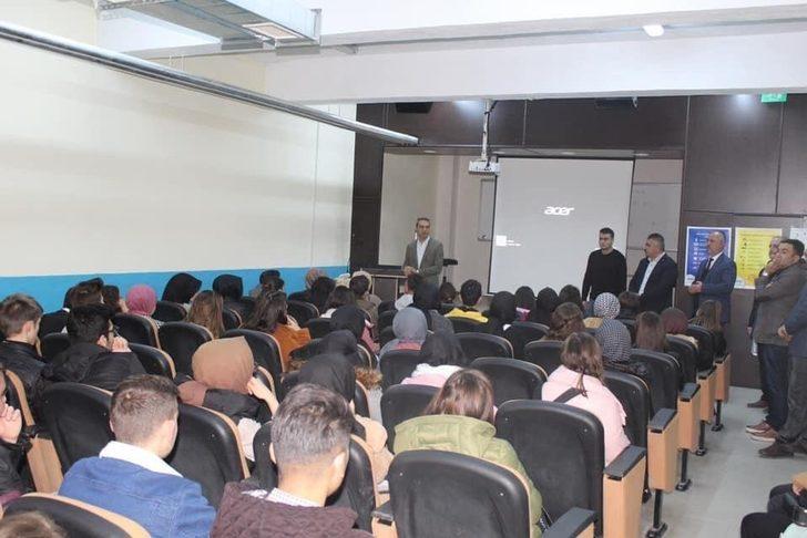 Üniversiteye hazırlanan gençlere Yalova’da motivasyon kampı G3