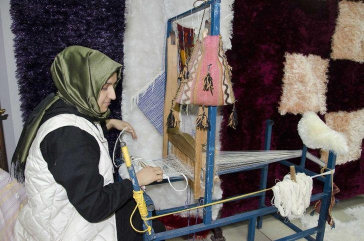 Çıpıt Sergisi açıldı G3