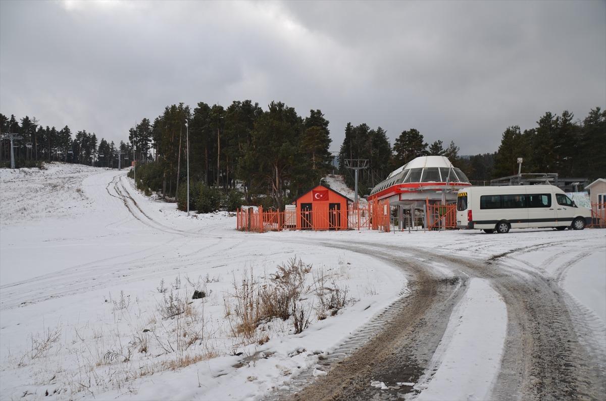 "1. Uluslararası Geleneksel Iğdır T&uuml;rk Sanatları" &ccedil;alıştayına ilgi