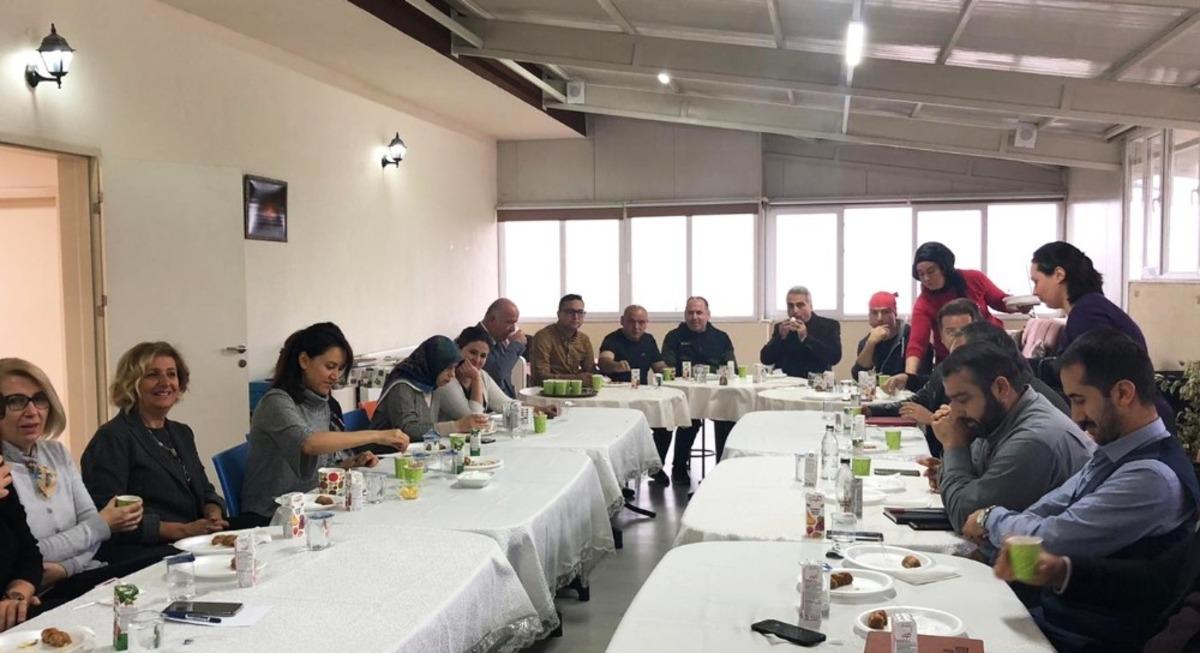 SUB&Uuml;&rsquo;de 25&rsquo;inci yılını dolduran personele plaket