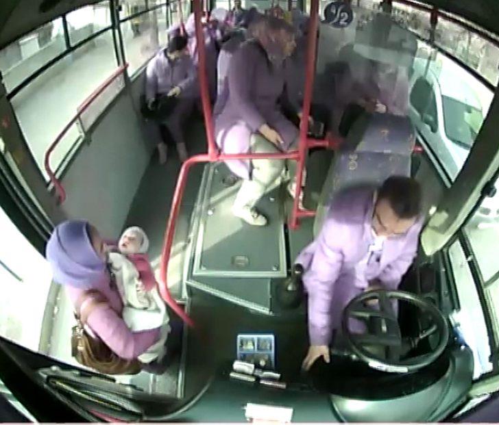 Erzincan'da Özel Halk Otobüsü şoförü bebeğin hayatını kurtardı G1