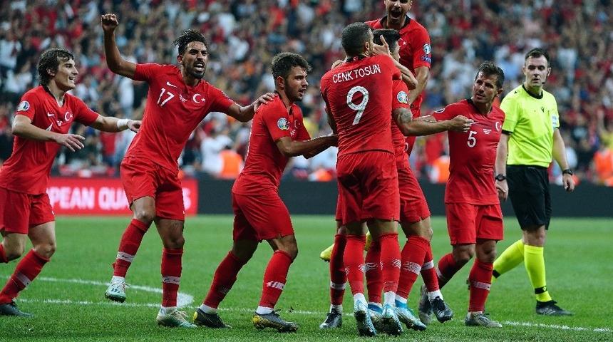 Millilerin Avrupa Futbol Şampiyonası&rsquo;ndaki rakipleri belli oluyor