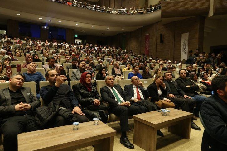 Büyükşehir’den, “hikayelerle Anadolu irfanı” konulu söyleşi G4