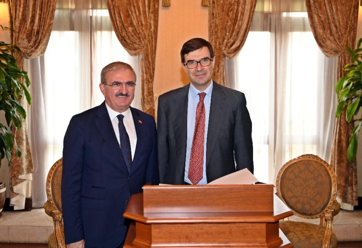 Turizmdeki b&uuml;y&uuml;me, en b&uuml;y&uuml;k rakip İspanya&rsquo;yı şaşırttı