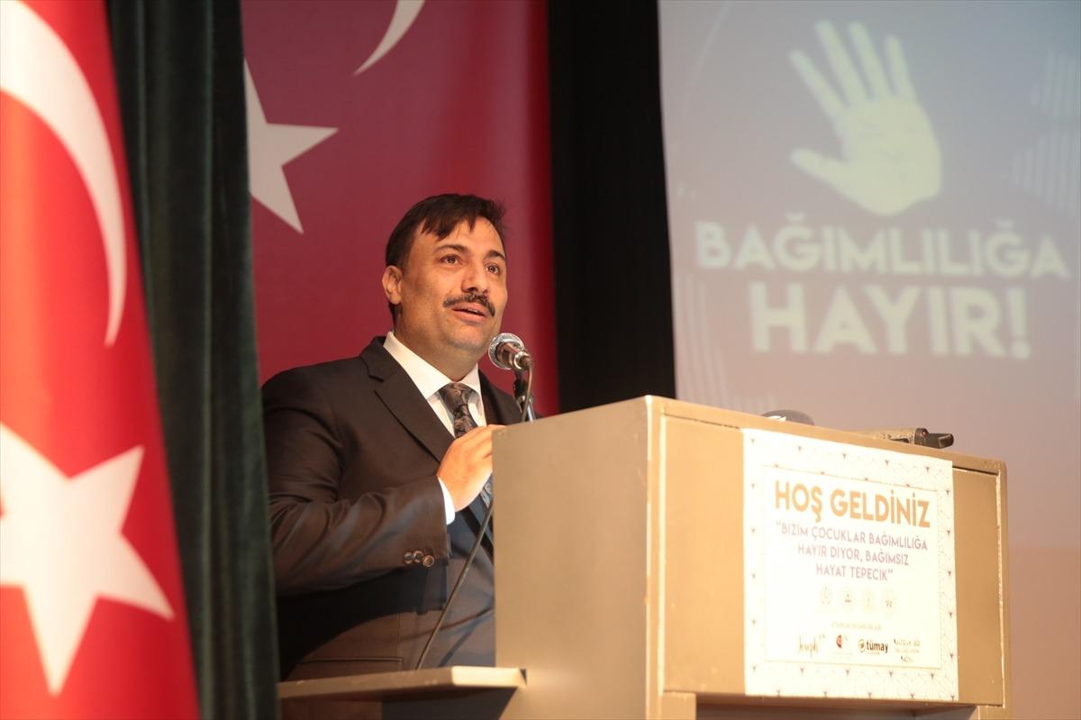 İzmir'de "Bağımlığa Dur De" etkinliği