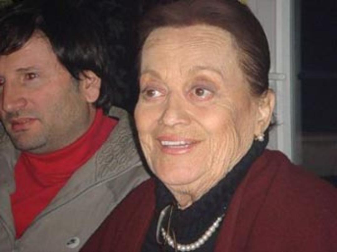 &Uuml;nl&uuml; oyuncu iyiliğinin esiri oldu