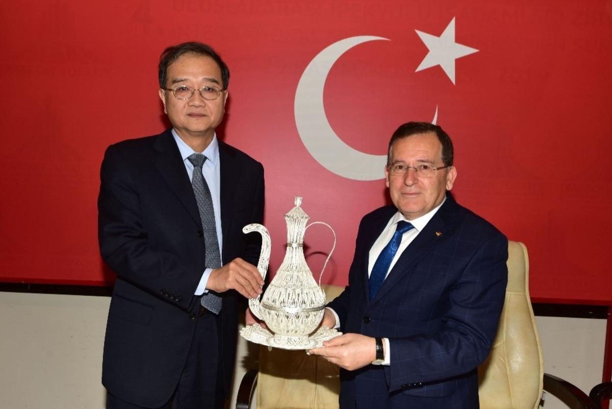 &Ccedil;inli firmalara Yatırım Adası tanıtıldı