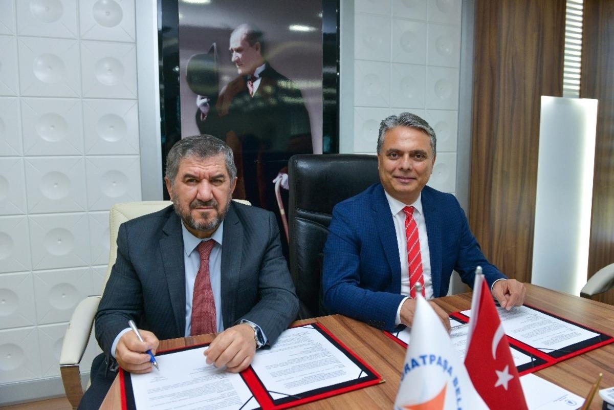 Muratpaşa Cami i&ccedil;in protokol