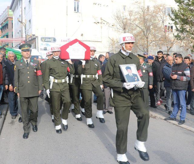 Kore Gazisi son yolculuğuna uğurlandı