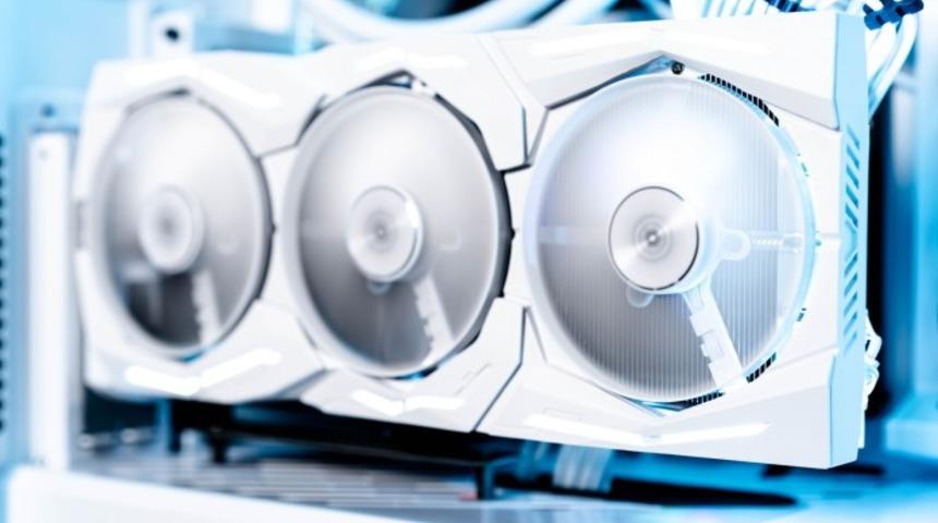 Asus Strix GeForce RTX 2080 Ti White Edition neler sunuyor?