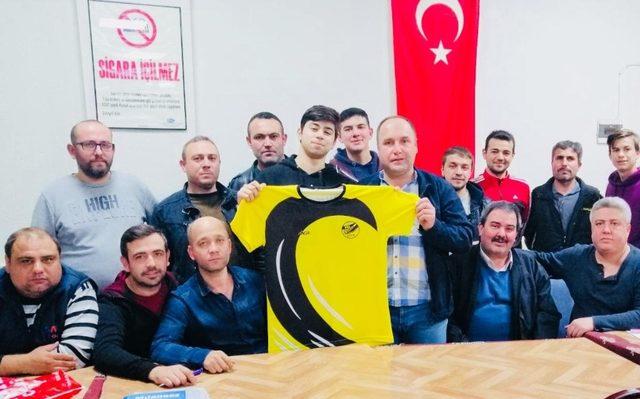 Manisa’da Barbaros Mahallesi Spor Kulübü kuruldu