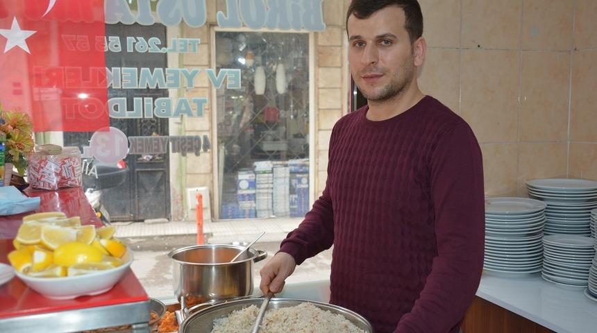 Sinop'ta lokantada askıda yemek uygulaması