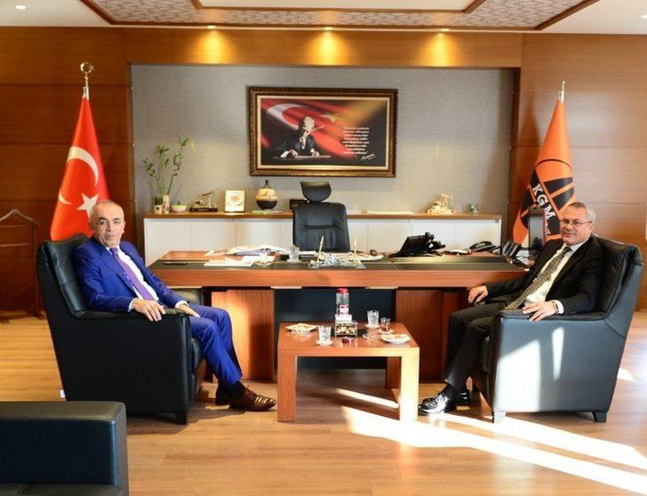 Vali Deniz İzmir’de temaslarda bulundu G2