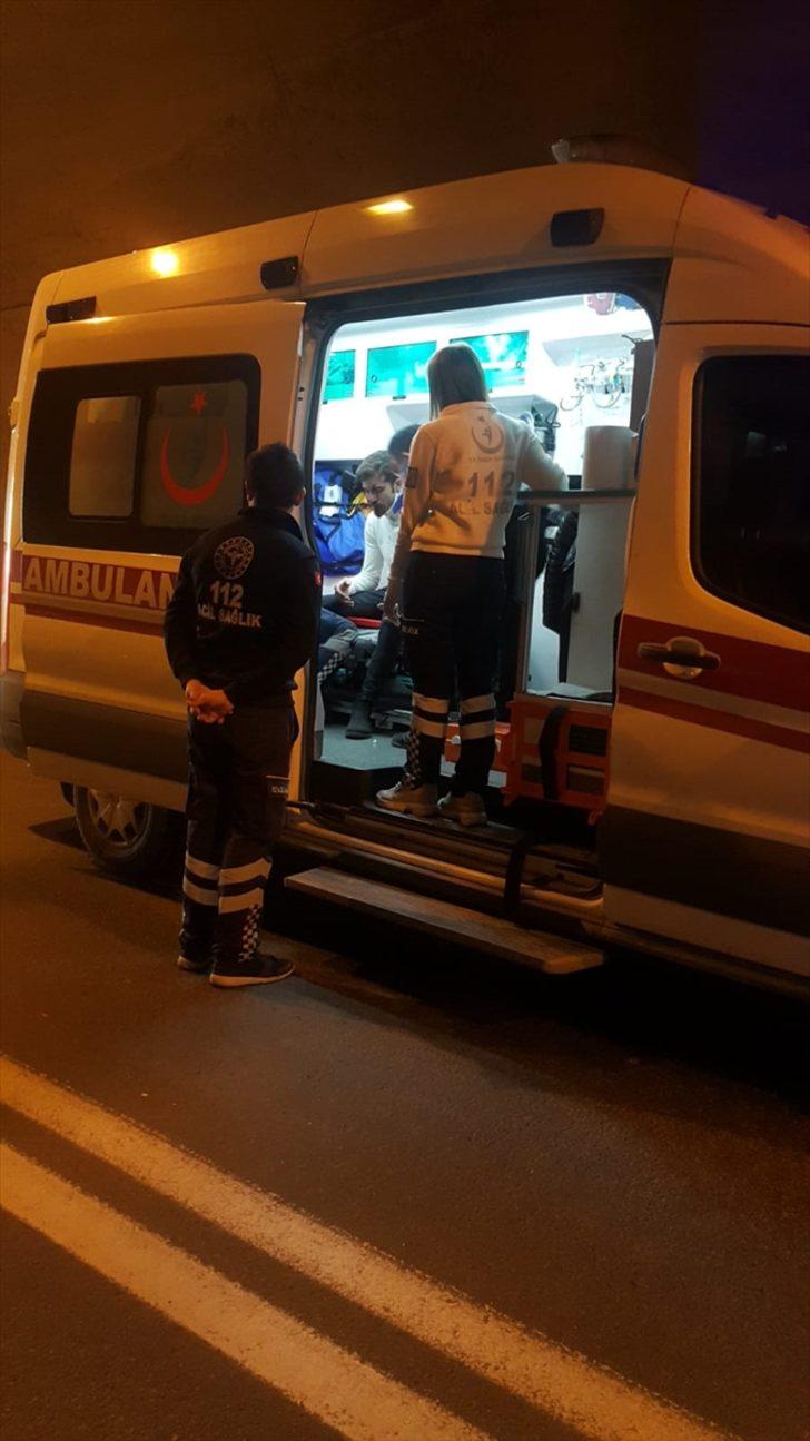 Artvin'de tünelde zincirleme trafik kazası: 4 yaralı G4