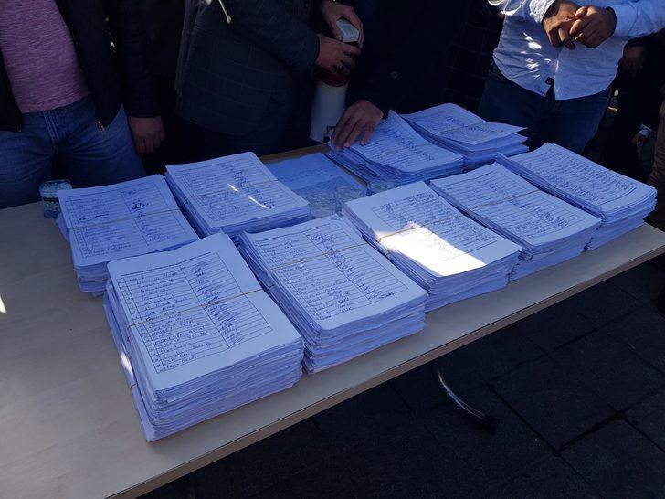 İBB'de işten çıkarılan işçilerin imza kampanyası sona erdi G1