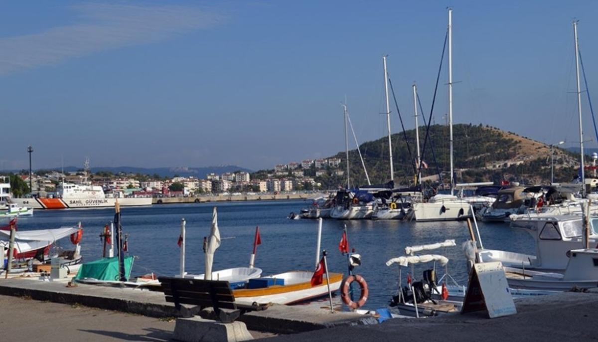 Erdek Yat Limanı iskelesi giriş-&ccedil;ıkışa kapatıldı