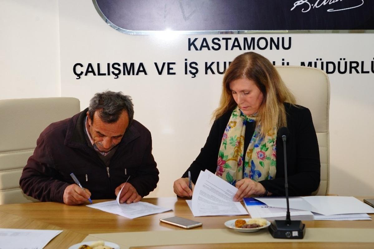 İŞKUR&rsquo;dan engelli ve eski h&uuml;k&uuml;ml&uuml;lere hibe desteği