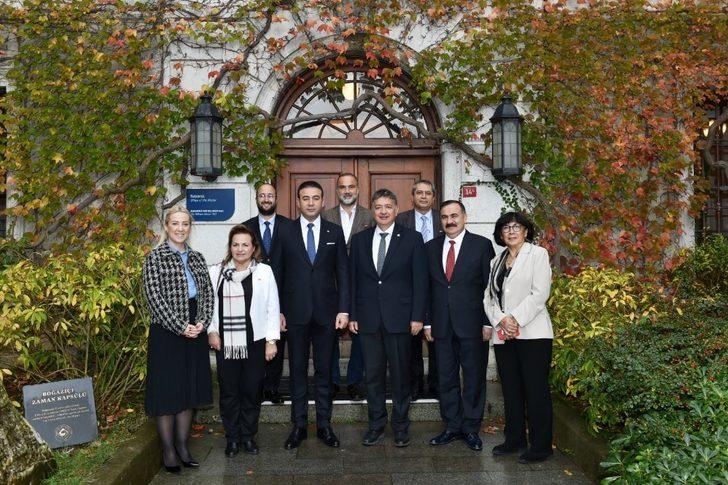 Başkan Akpolat’tan Boğaziçi Üniversitesi’ne tebrik ziyareti G1