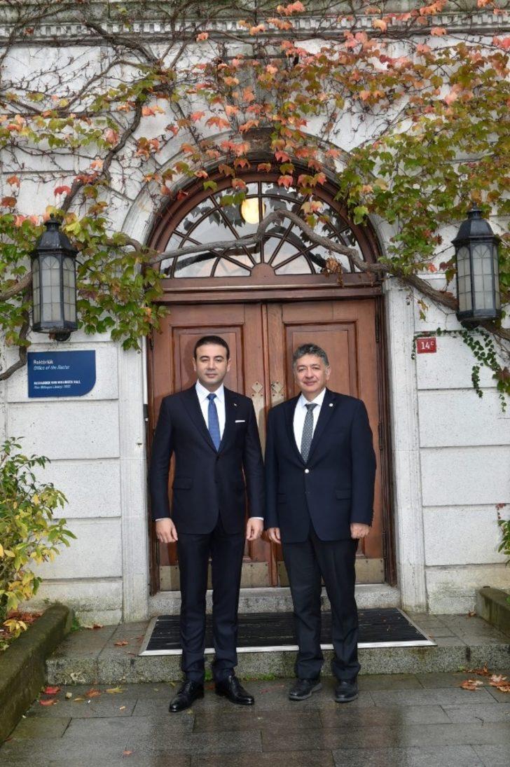 Başkan Akpolat’tan Boğaziçi Üniversitesi’ne tebrik ziyareti G3