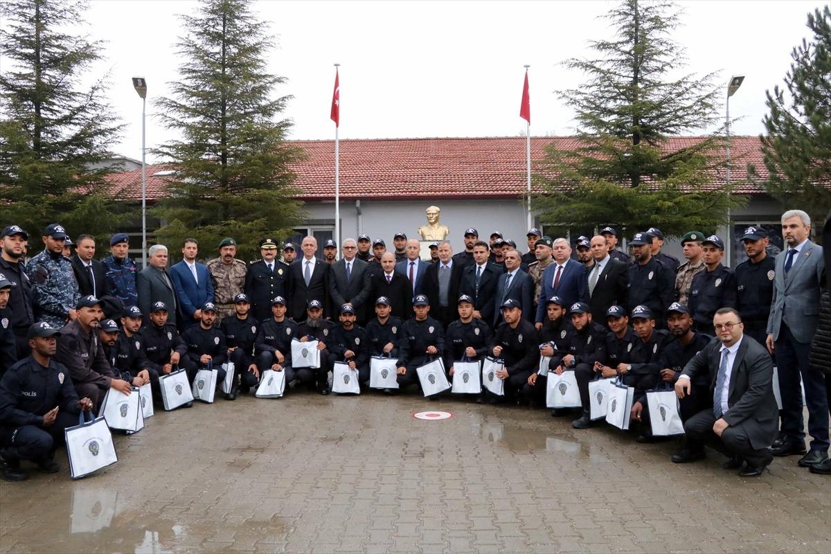 &Ccedil;ankırı'da &ouml;zel harekat eğitimi alan Libyalılar mezun oldu