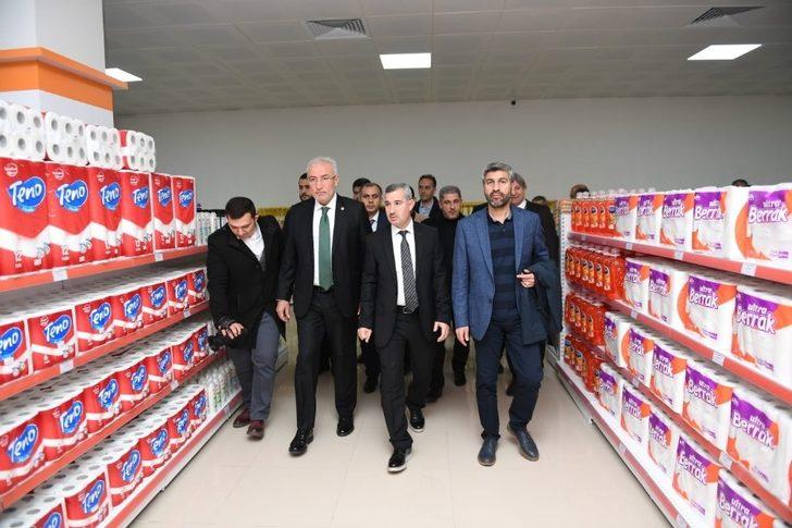 Başkan Çınar Emanet Çarşını inceledi G3