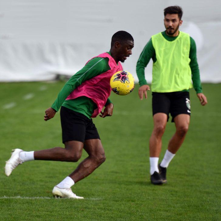 Yukatel Denizlispor kafilesi Gaziantep'e gitti G1