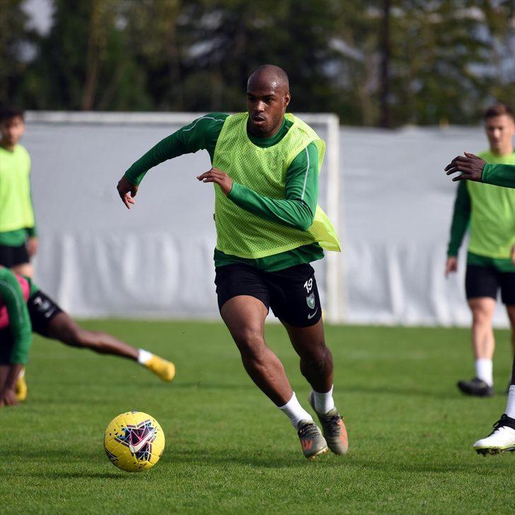 Yukatel Denizlispor kafilesi Gaziantep'e gitti G3